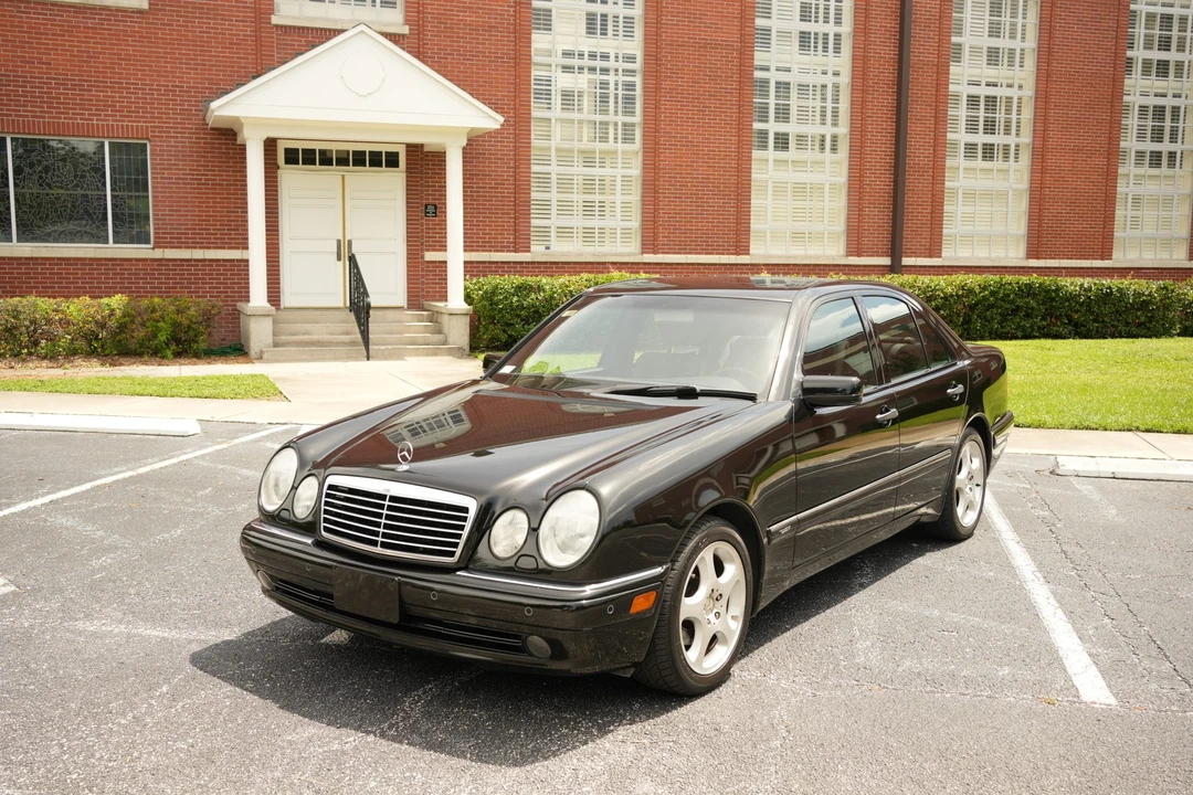1998 Mercedes-Benz W210 E-Class - Image 2 of 31
