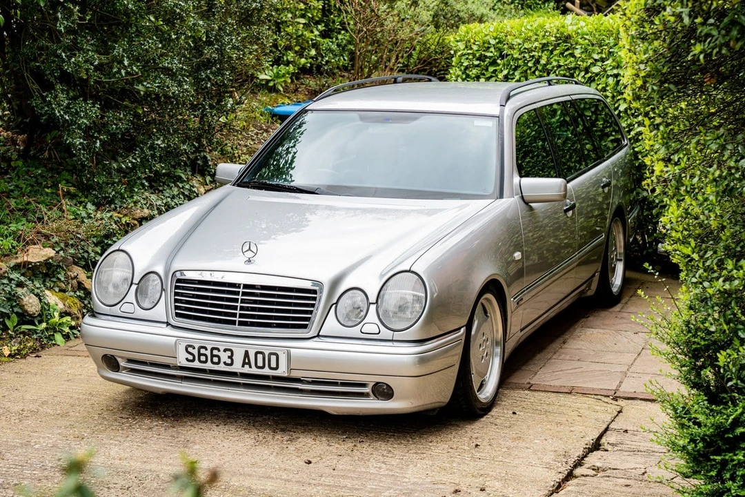 1998 Mercedes-Benz W210 E 36 & E 50 & E 55 & E 60 AMG - Image 2 of 30