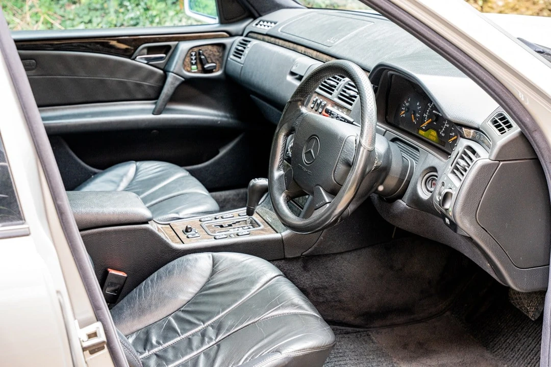1998 Mercedes-Benz W210 E 36 & E 50 & E 55 & E 60 AMG - Image 13 of 30