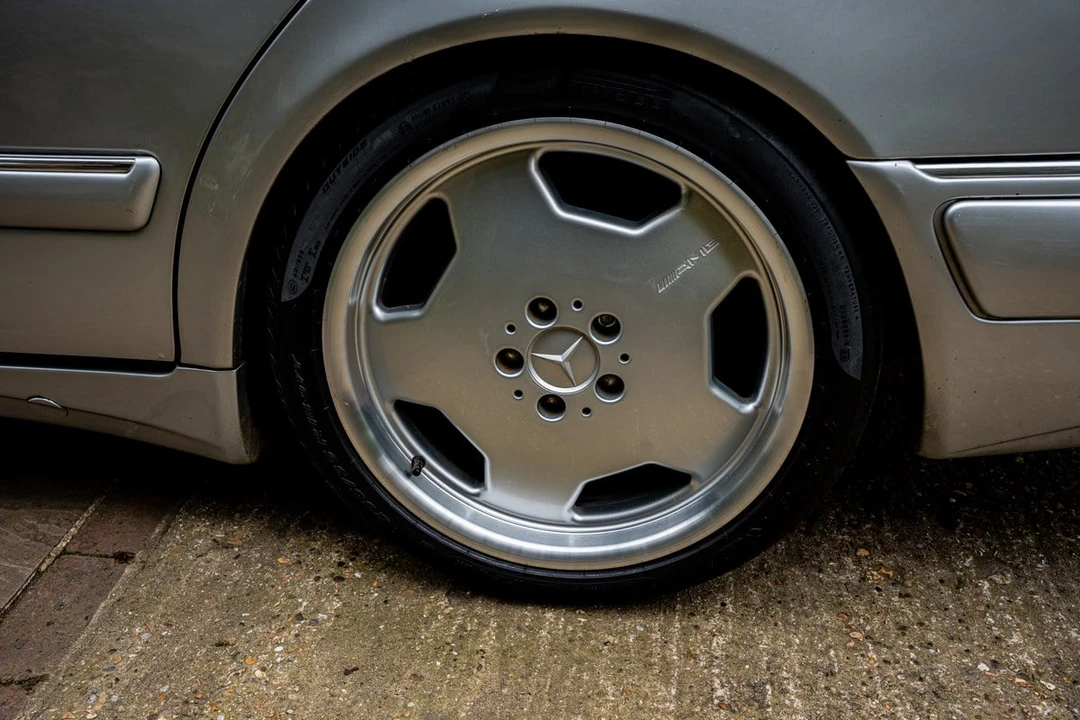 1998 Mercedes-Benz W210 E 36 & E 50 & E 55 & E 60 AMG - Image 12 of 30