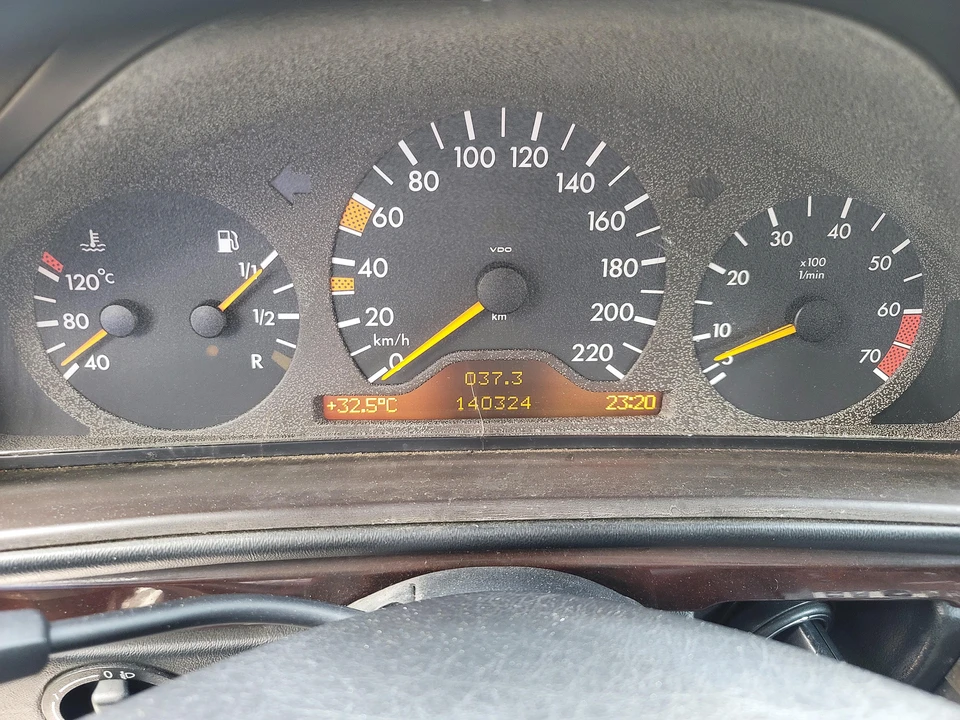 1998 Mercedes-Benz W463 G-Class - Image 29 of 31