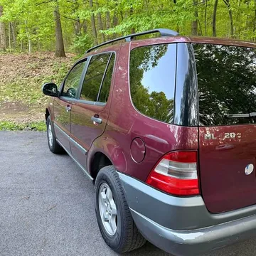 1998 Mercedes-Benz M-Class ML 320 Sport Utility 4D