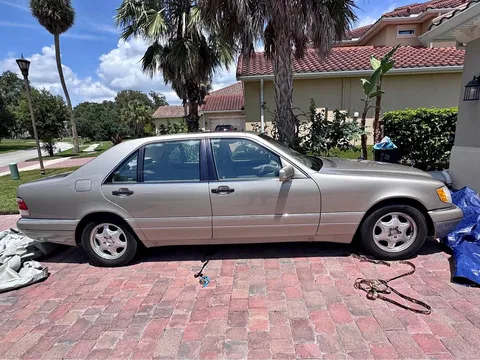 1998 Mercedes-Benz S-Class S 420 Sedan 4D
