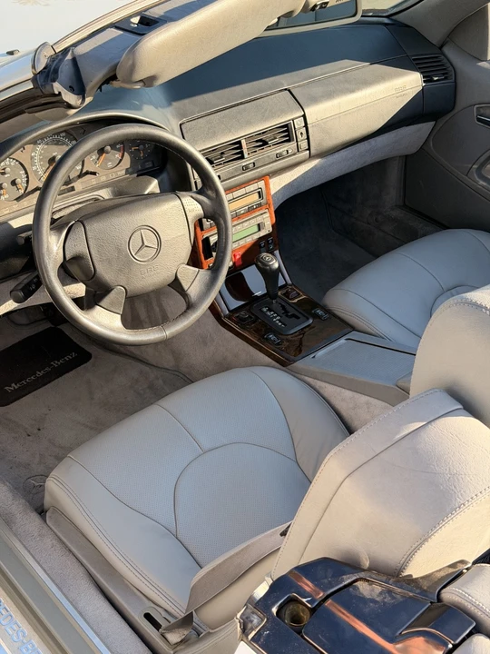 1998 Mercedes-Benz R129 SL-Class - Image 14 of 31