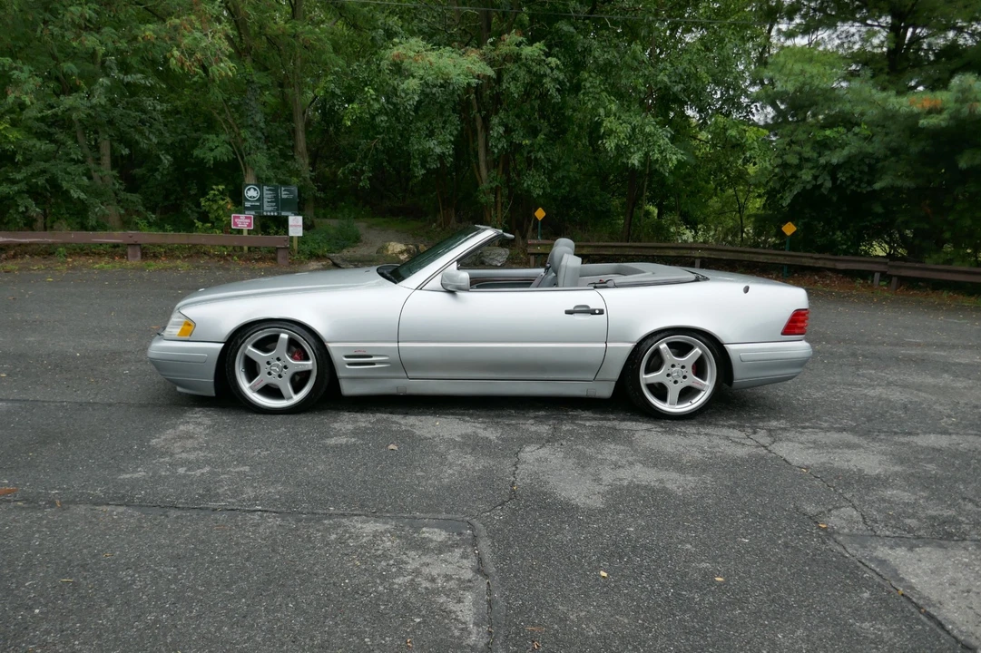 1998 Mercedes-Benz R129 SL-Class - Image 2 of 31