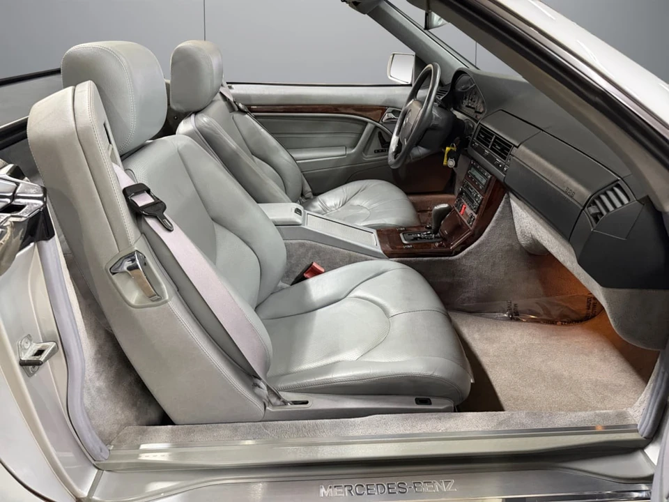 1998 Mercedes-Benz R129 SL-Class - Image 17 of 25