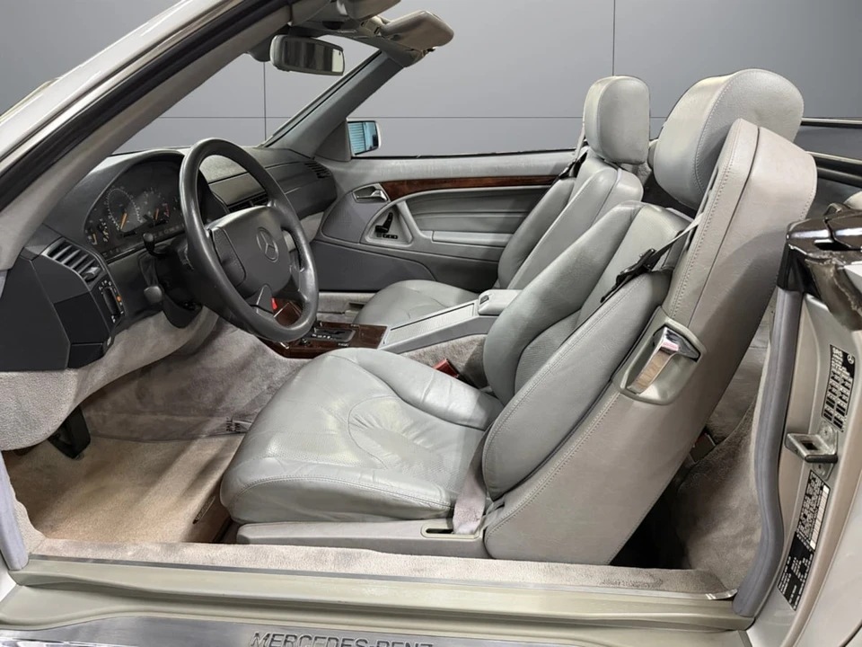 1998 Mercedes-Benz R129 SL-Class - Image 10 of 25