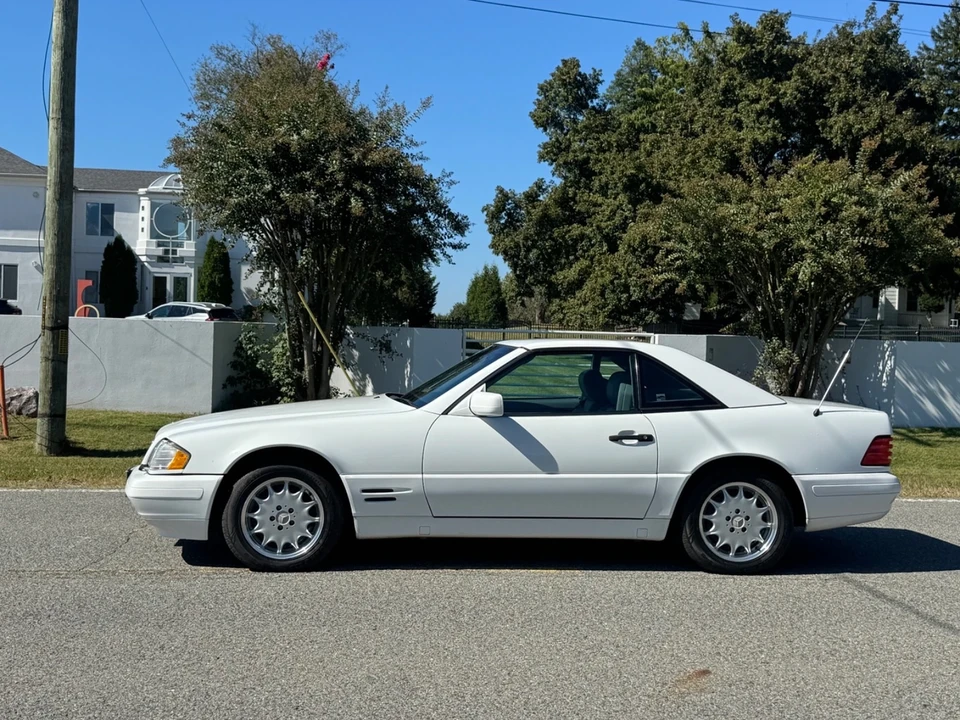 1998 Mercedes-Benz R129 SL-Class - Image 10 of 21