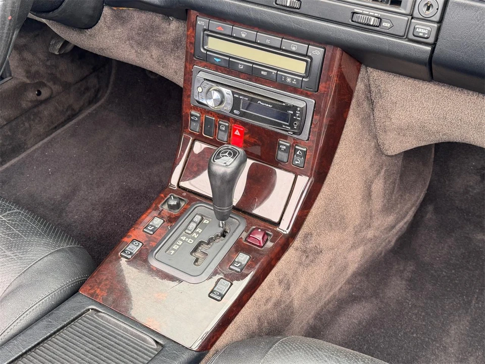 1998 Mercedes-Benz R129 SL-Class - Image 17 of 31