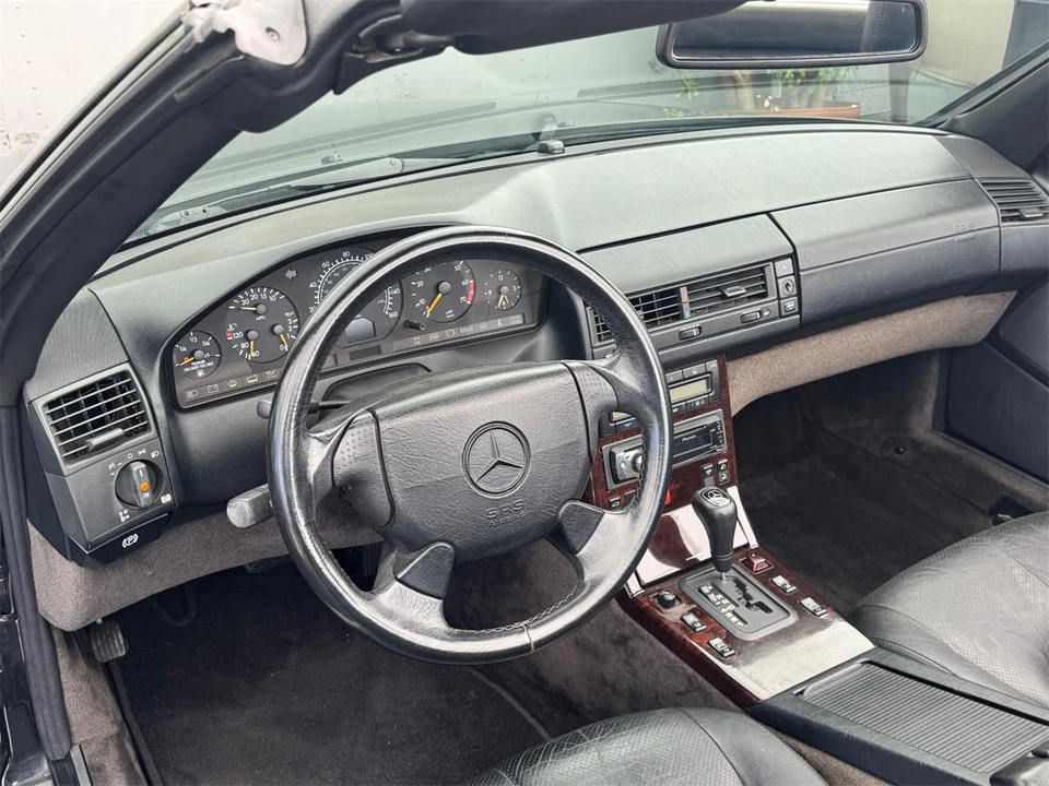 1998 Mercedes-Benz R129 SL-Class - Image 18 of 31