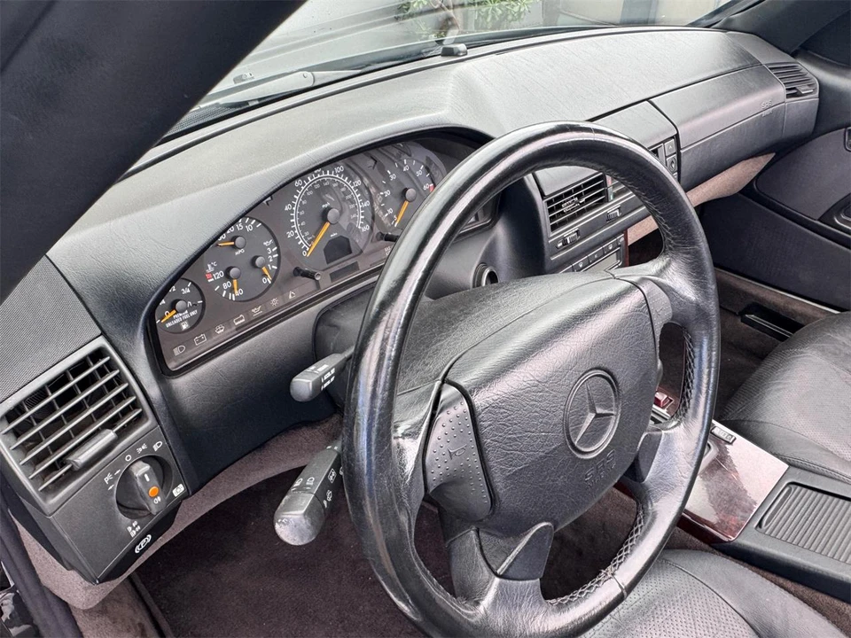 1998 Mercedes-Benz R129 SL-Class - Image 26 of 31