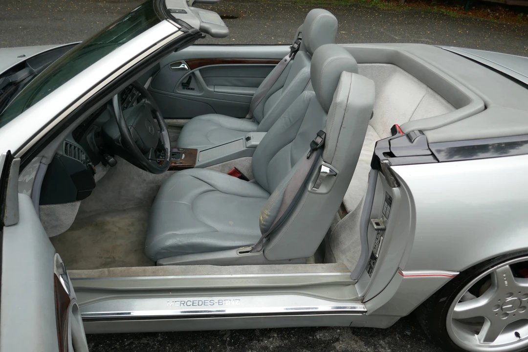 1998 Mercedes-Benz R129 SL-Class - Image 16 of 31