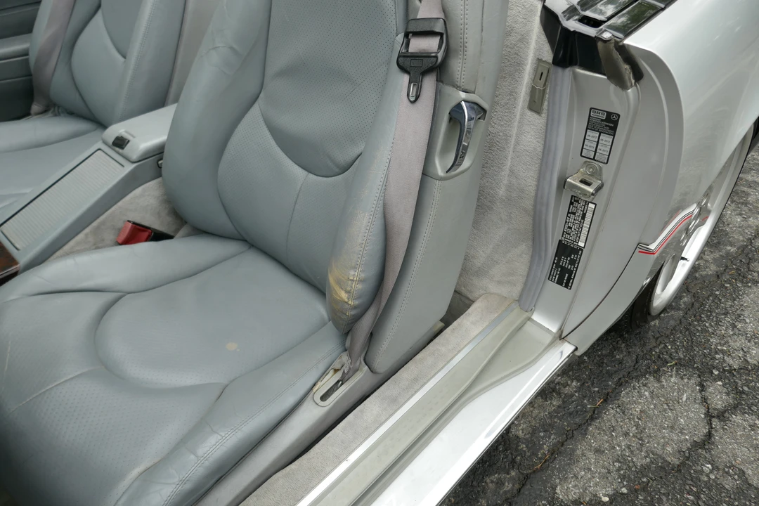 1998 Mercedes-Benz R129 SL-Class - Image 18 of 31