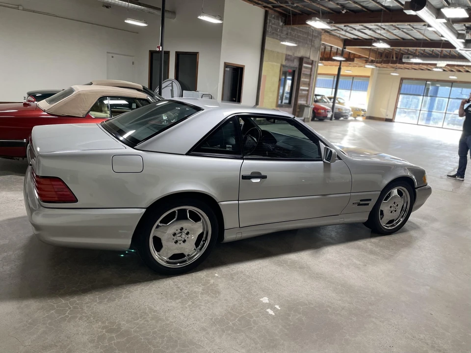 1998 Mercedes-Benz R129 SL-Class - Image 11 of 31