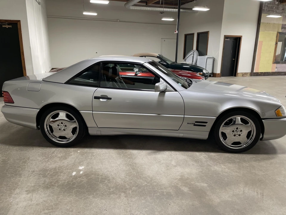 1998 Mercedes-Benz R129 SL-Class - Image 13 of 31