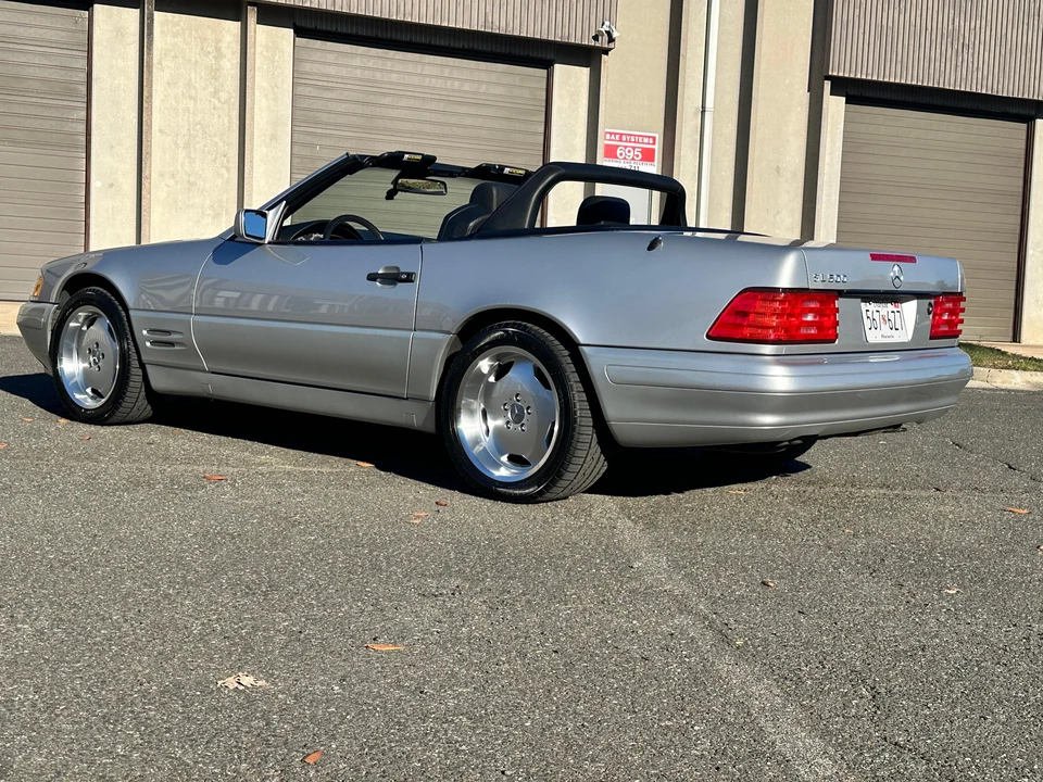 1998 Mercedes-Benz R129 SL-Class - Image 17 of 31
