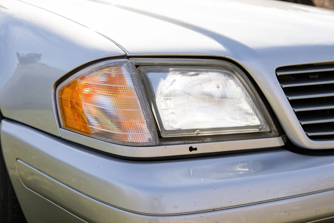1998 Mercedes-Benz R129 SL-Class - Image 18 of 31