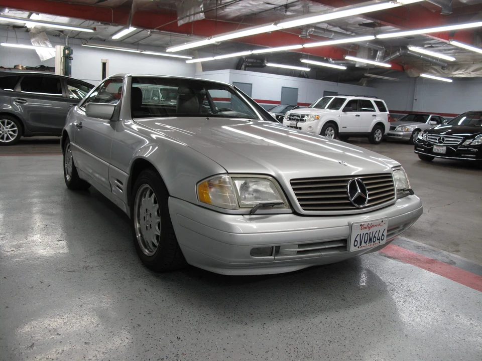 1998 Mercedes-Benz R129 SL-Class - Image 5 of 31