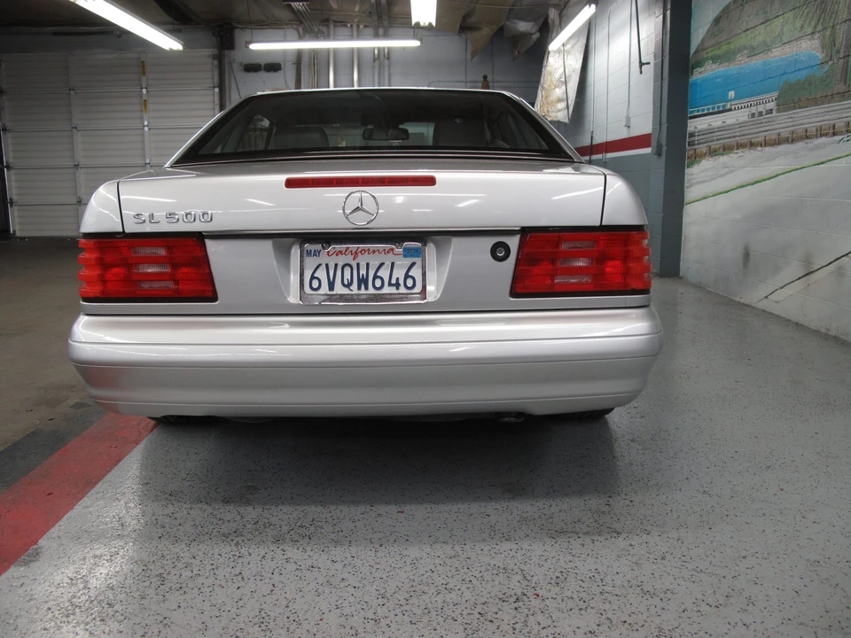 1998 Mercedes-Benz R129 SL-Class - Image 10 of 31