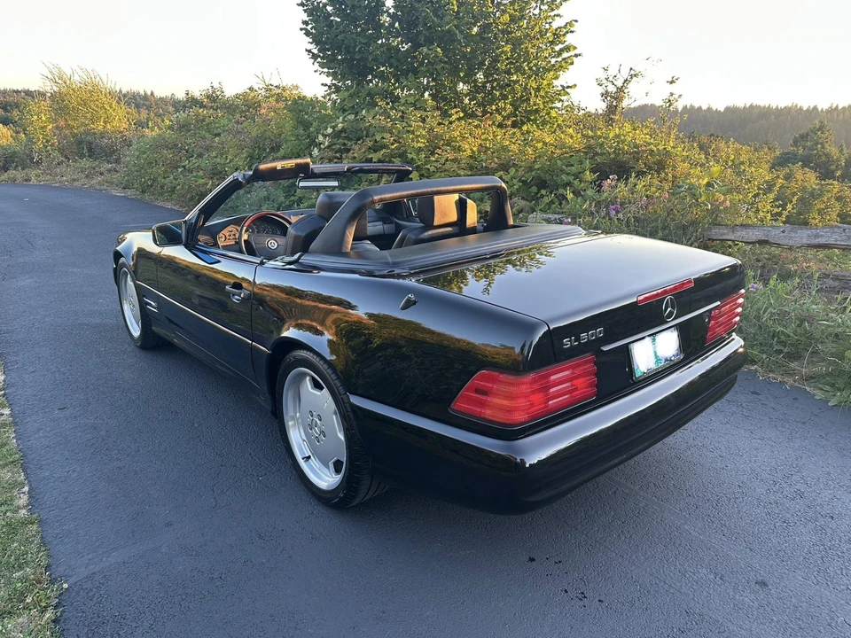 1998 Mercedes-Benz R129 SL-Class - Image 9 of 31