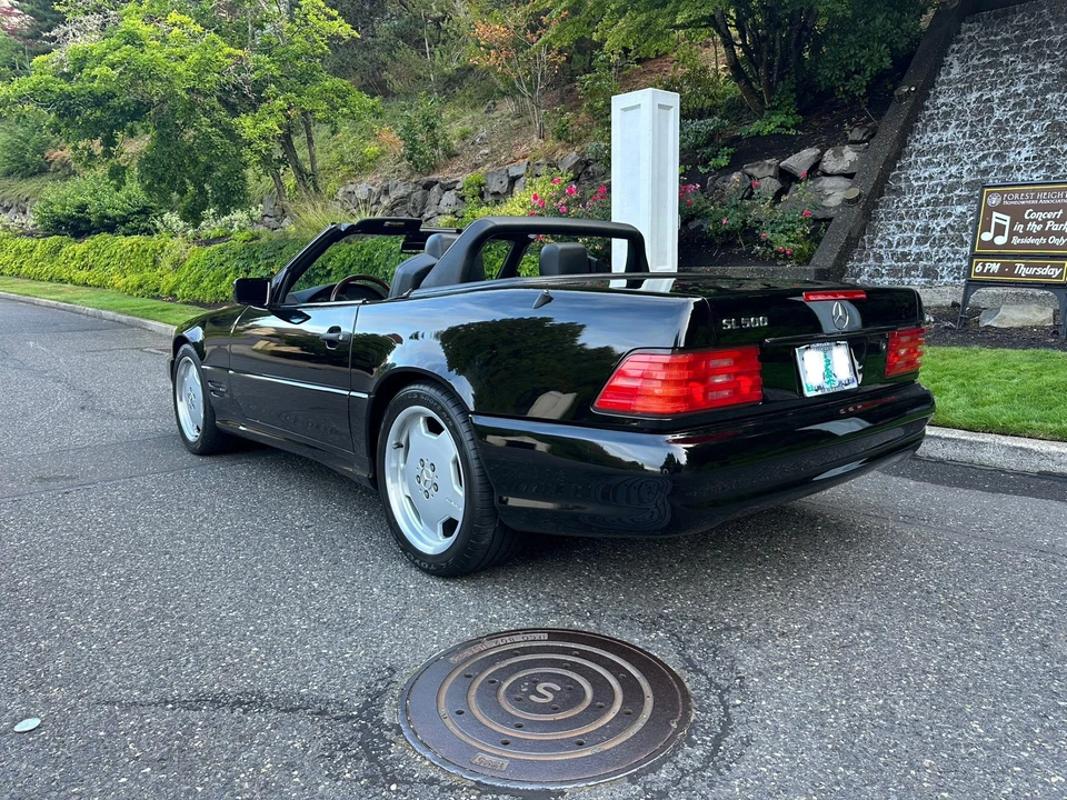 1998 Mercedes-Benz R129 SL-Class - Image 8 of 31