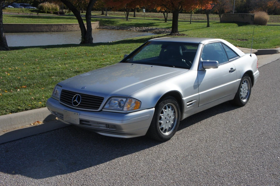1998 Mercedes-Benz R129 SL-Class - Image 5 of 31