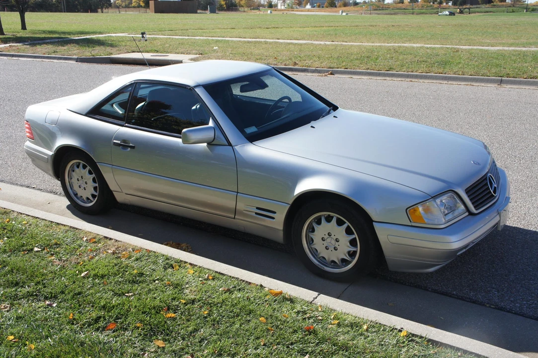 1998 Mercedes-Benz R129 SL-Class - Image 15 of 31