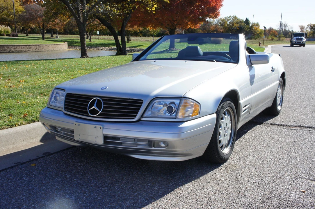 1998 Mercedes-Benz R129 SL-Class - Image 17 of 31