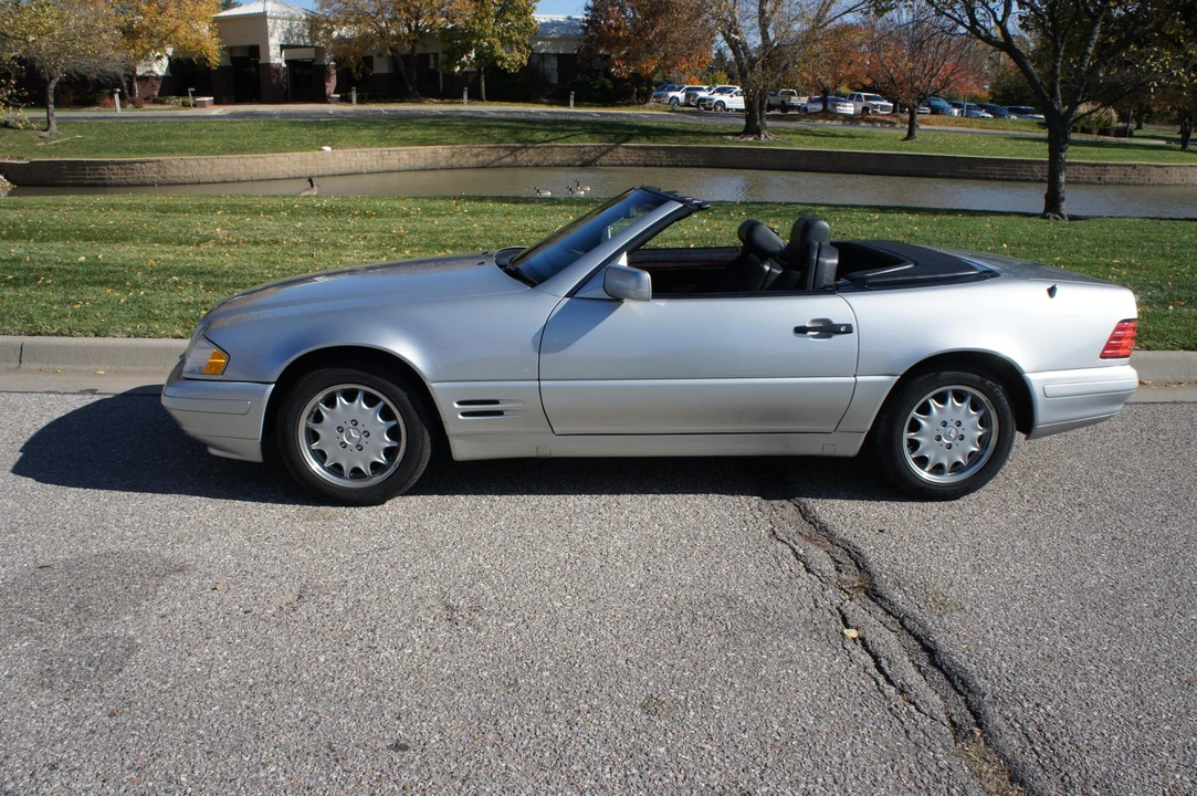 1998 Mercedes-Benz R129 SL-Class - Image 19 of 31