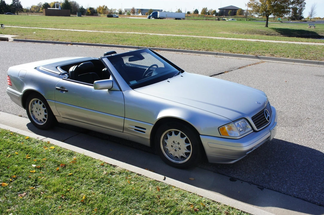 1998 Mercedes-Benz R129 SL-Class - Image 24 of 31