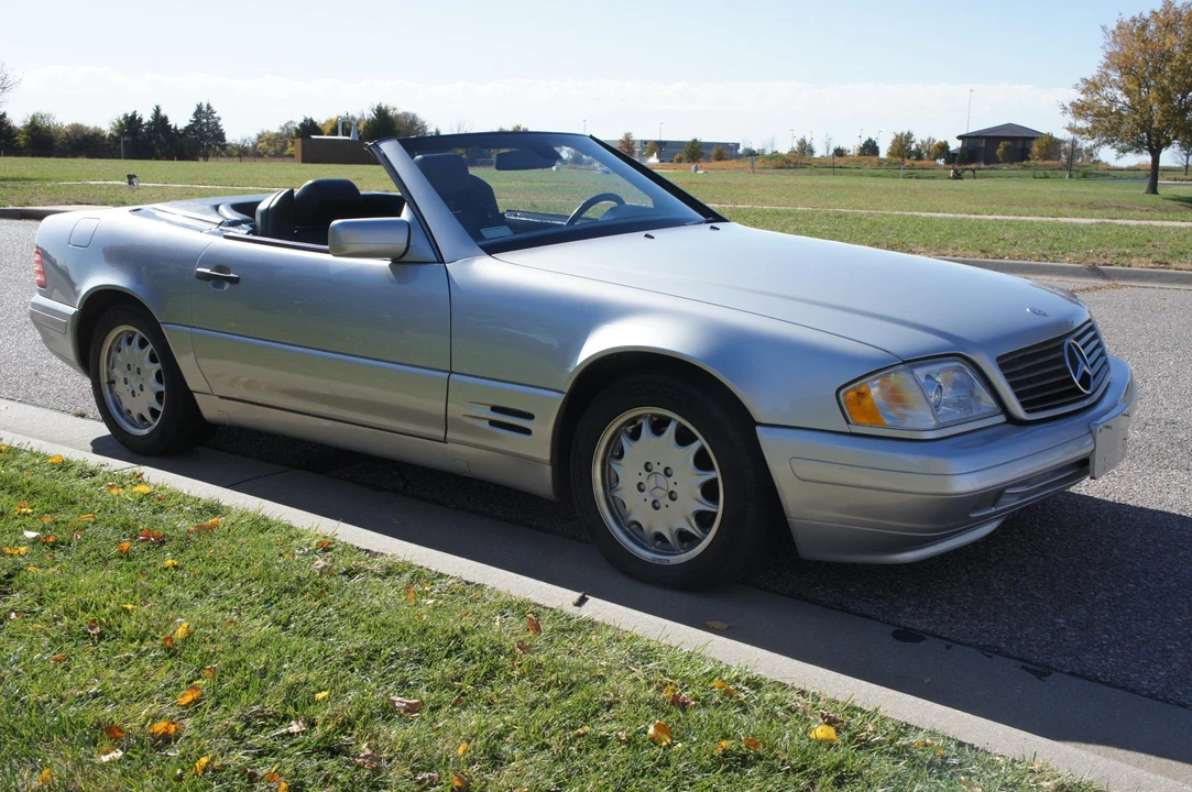1998 Mercedes-Benz R129 SL-Class - Image 25 of 31
