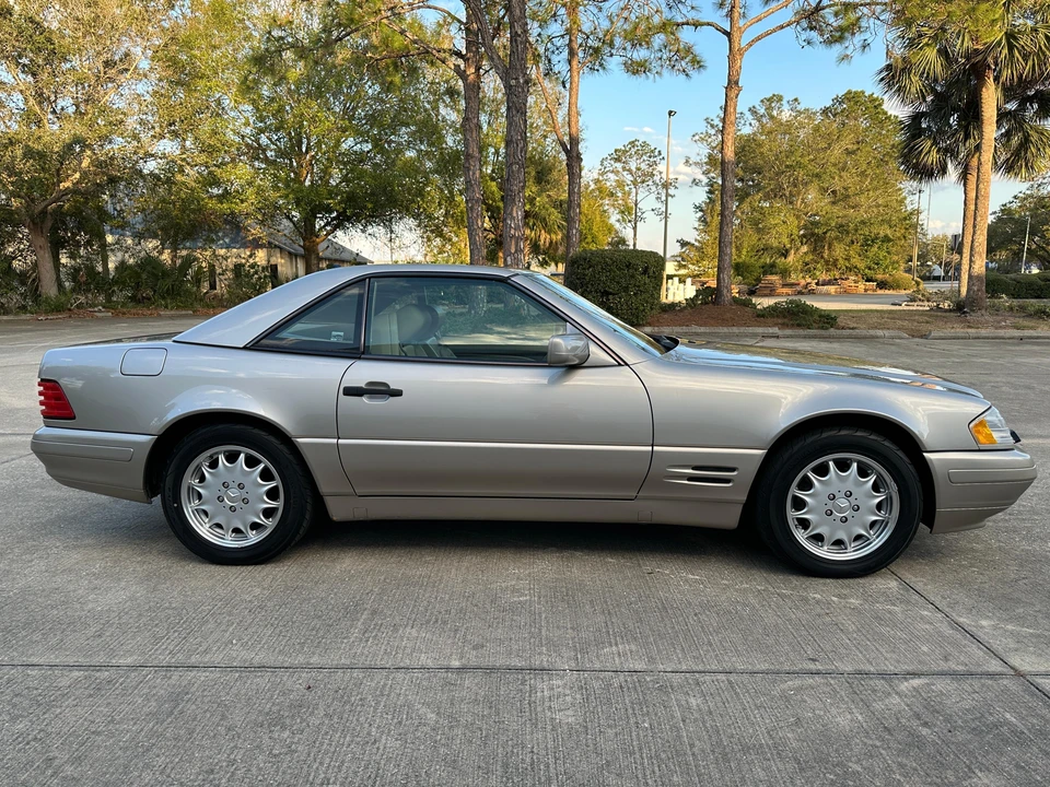 1998 Mercedes-Benz R129 SL-Class - Image 18 of 31
