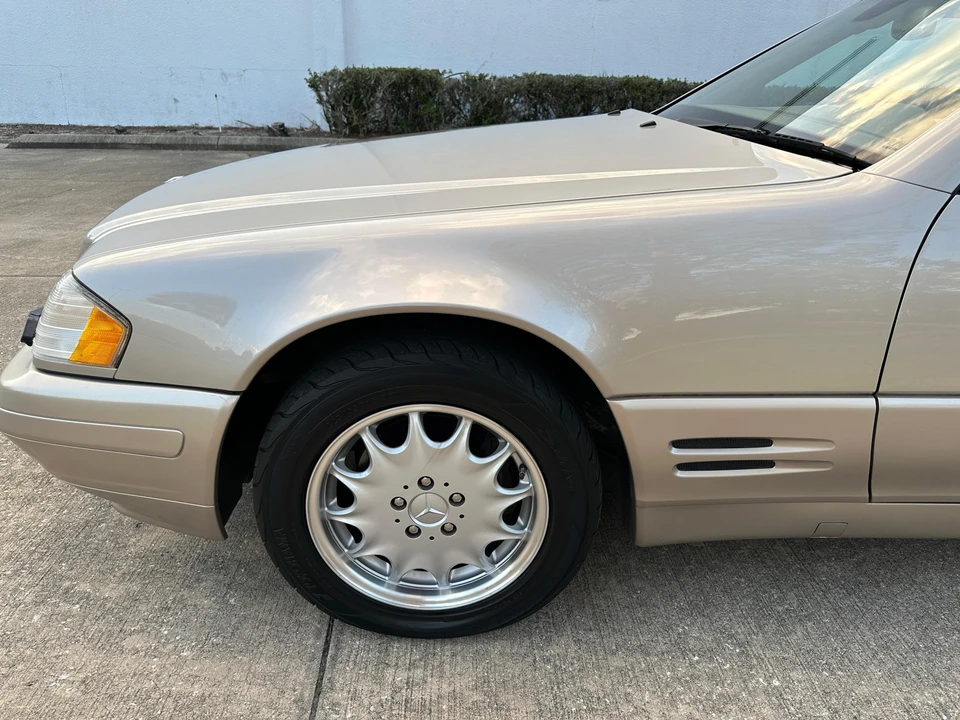 1998 Mercedes-Benz R129 SL-Class - Image 24 of 31