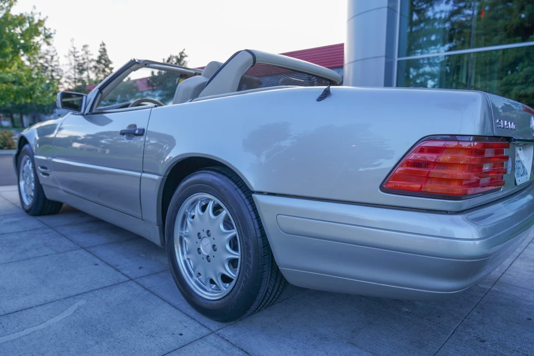 1998 Mercedes-Benz R129 SL-Class - Image 30 of 31