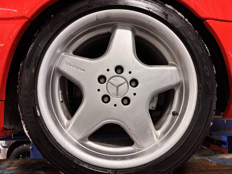 1998 Mercedes-Benz R129 SL-Class - Image 16 of 31