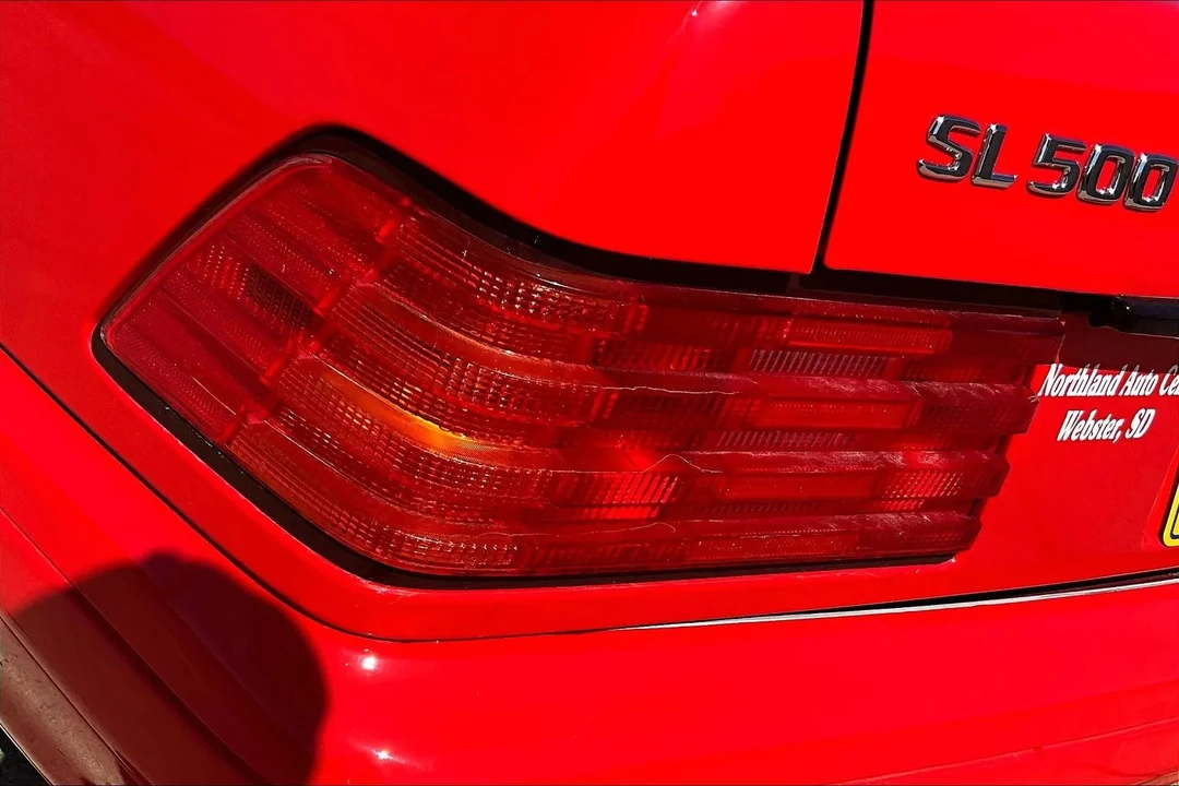 1998 Mercedes-Benz R129 SL-Class - Image 9 of 31