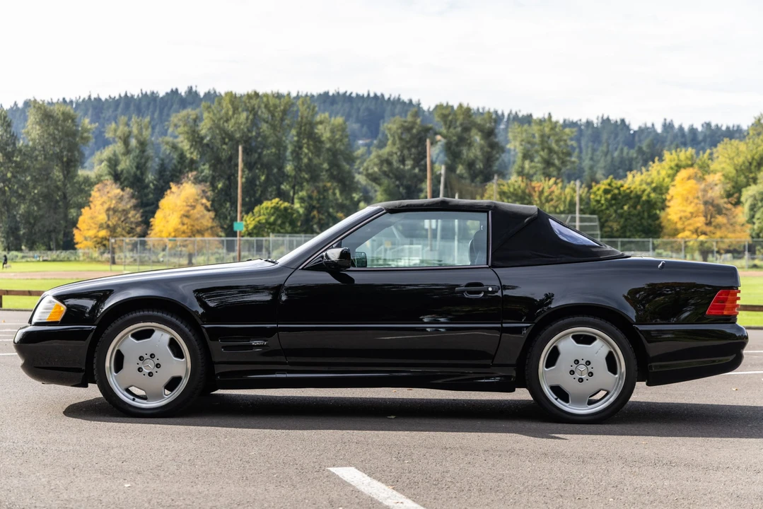 1998 Mercedes-Benz R129 SL-Class - Image 16 of 31