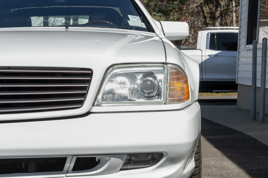 1998 Mercedes-Benz R129 SL-Class - Image 16 of 31