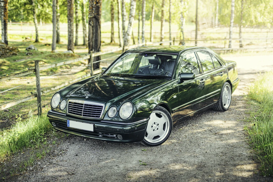 1998 Mercedes-Benz W210 E 36 & E 50 & E 55 & E 60 AMG - Image 11 of 31