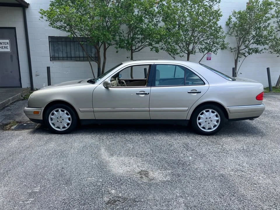 1998 Mercedes-Benz W210 E-Class - Image 2 of 17