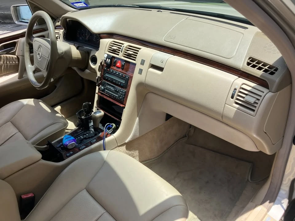 1998 Mercedes-Benz W210 E-Class - Image 10 of 17