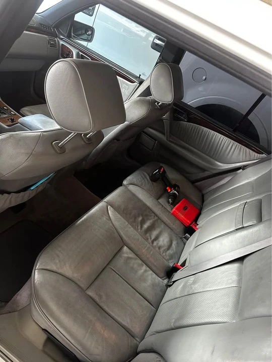 1998 Mercedes-Benz W210 E-Class - Image 2 of 5