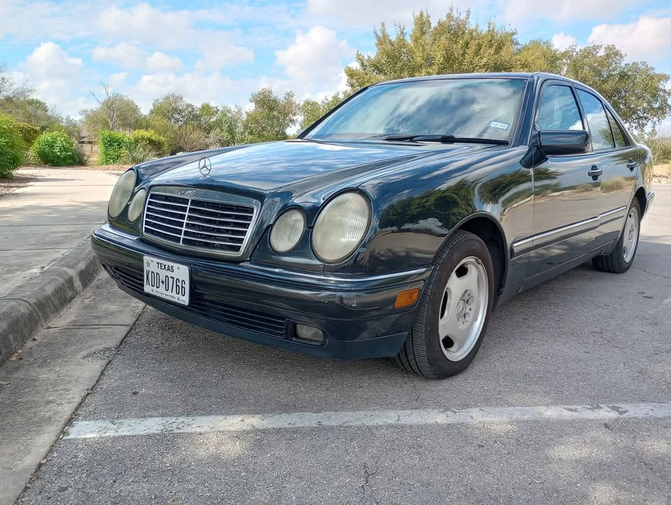 1998 Mercedes-Benz W210 E-Class - Image 2 of 20