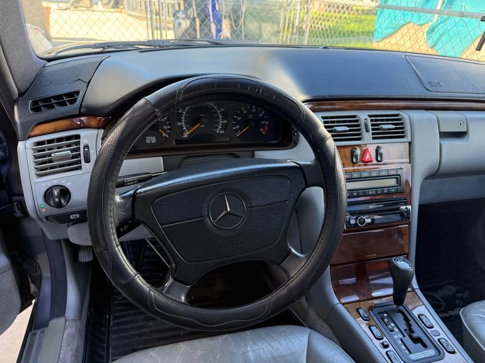1998 Mercedes-Benz W210 E-Class - Image 5 of 12