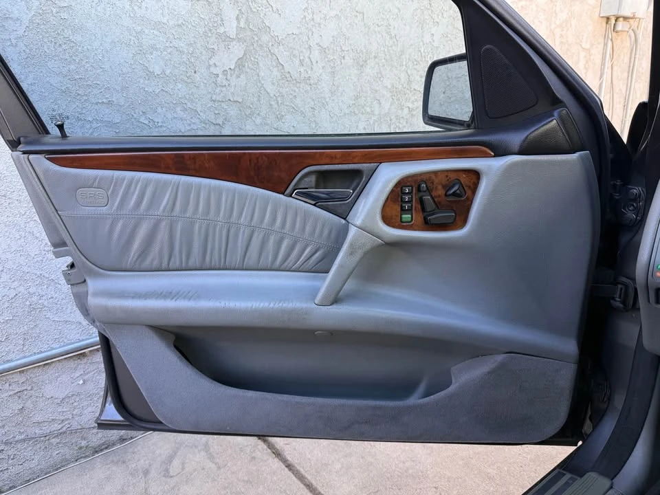 1998 Mercedes-Benz W210 E-Class - Image 2 of 12