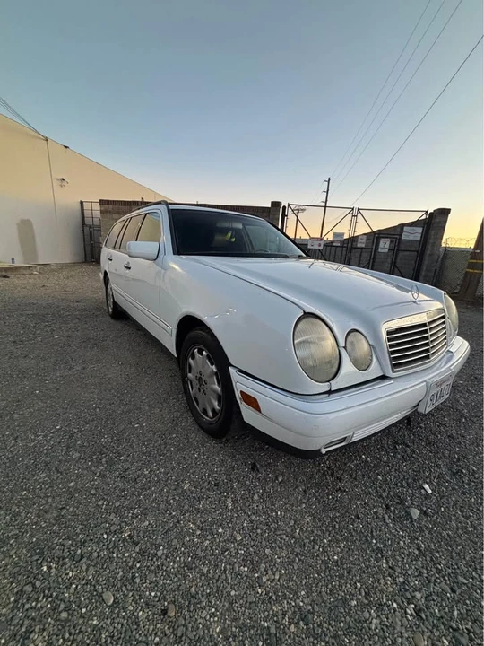 1998 Mercedes-Benz W210 E-Class - Image 2 of 14
