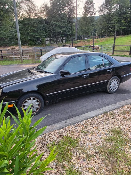 1998 Mercedes-Benz W210 E-Class - Image 2 of 12