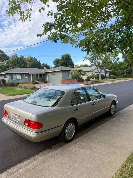 1998 Mercedes-Benz W210 E-Class - Image 5 of 17