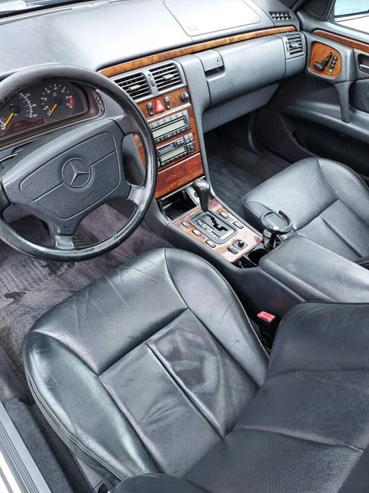 1998 Mercedes-Benz W210 E-Class - Image 9 of 9