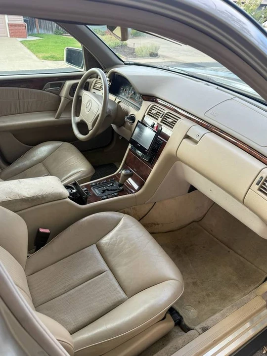 1998 Mercedes-Benz W210 E-Class - Image 9 of 17
